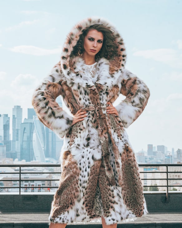 Хит продаж, песцовые шубы| Официальный сайт фабрики меховых изделий ELENA FURS